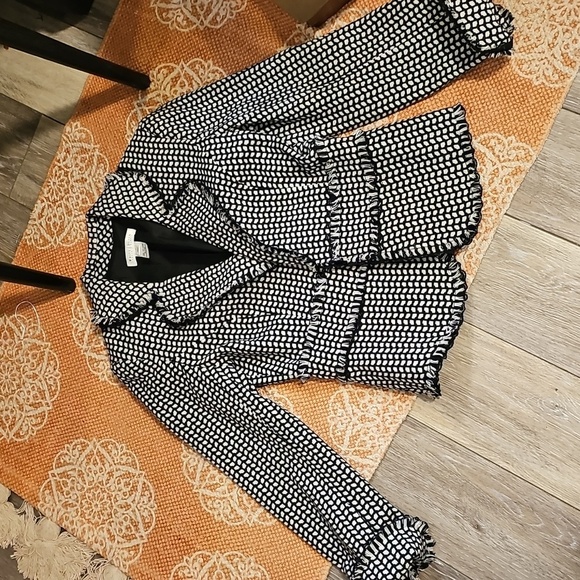 White House Black Market Vintage Black/White Women's Tailored Blazer, Size 2 - Picture 8 of 16